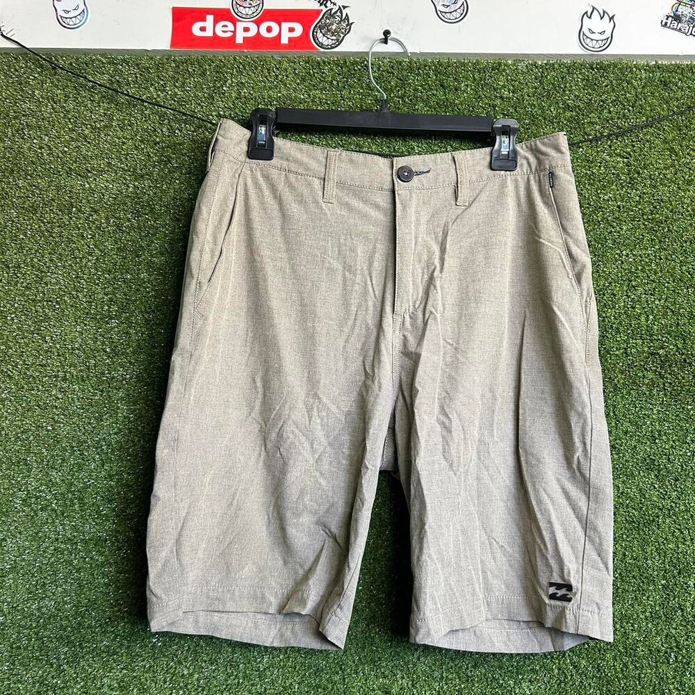 Billabong Men's Khaki and Green Shorts